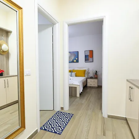 Marsi Appartamento Vlorë